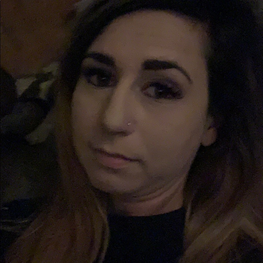 Meet your Posher, Dyanna